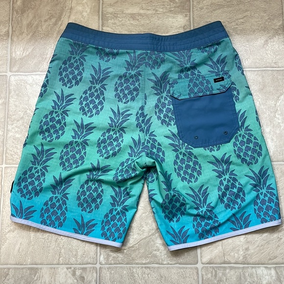 Rip Curl Mirage Board Shorts Size 30 - Picture 2 of 3